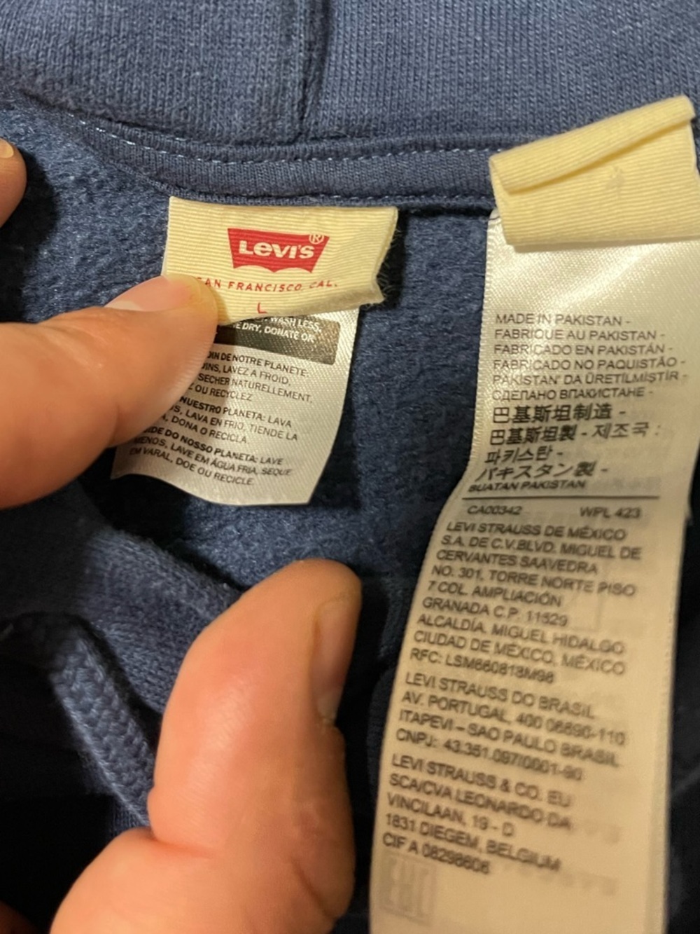 NWOT - LEVIS Cropped Hoodie - Picture 3 of 6